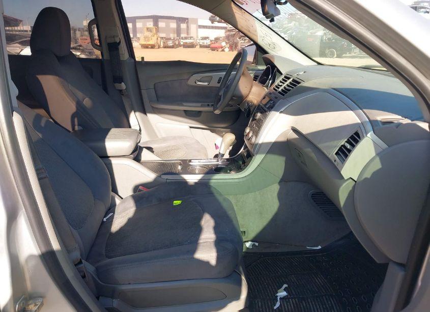 Photo 5 of 2012 Chevrolet Traverse LS (VIN 1GNKREED1CJ410058)