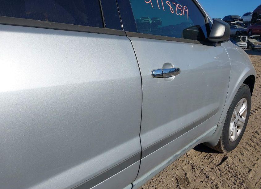 Photo 6 of 2012 Chevrolet Traverse LS (VIN 1GNKREED1CJ410058)