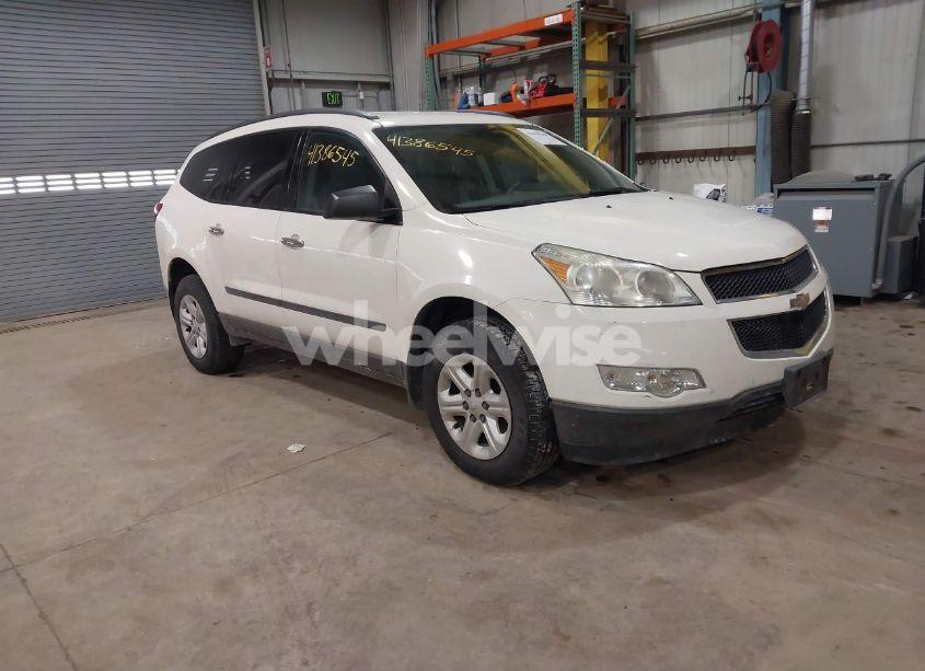 2011 Chevrolet Traverse LS (VIN 1GNKREED3BJ139115) main photo