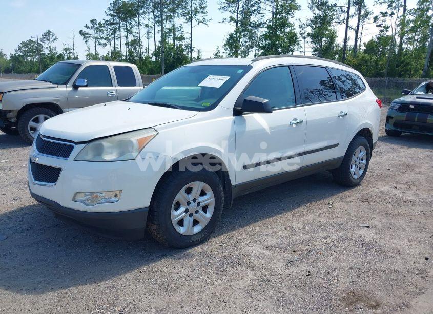 Photo 2 of 2011 Chevrolet Traverse LS (VIN 1GNKREED4BJ110402)