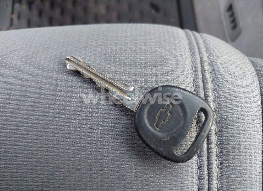 Photo 11 of 2011 Chevrolet Traverse LS (VIN 1GNKREED5BJ386703)