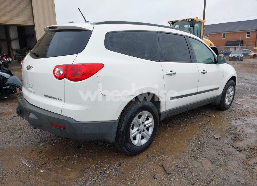 Photo 4 of 2012 Chevrolet Traverse LS (VIN 1GNKREED5CJ382846)