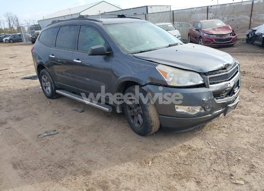 2012 Chevrolet Traverse LS (VIN 1GNKREED5CJ400813) main photo