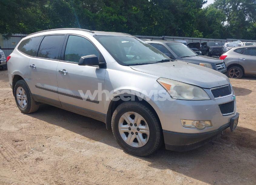 2011 Chevrolet Traverse LS (VIN 1GNKREED6BJ342273) main photo