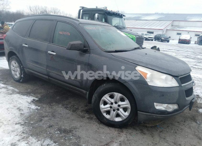 2012 Chevrolet Traverse LS (VIN 1GNKREED6CJ417586) main photo