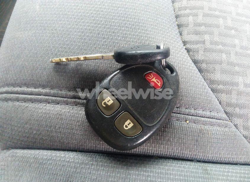 Photo 11 of 2012 Chevrolet Traverse LS (VIN 1GNKREED6CJ417586)