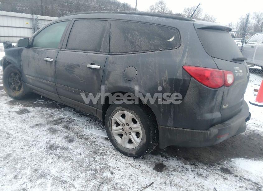 Photo 3 of 2012 Chevrolet Traverse LS (VIN 1GNKREED6CJ417586)