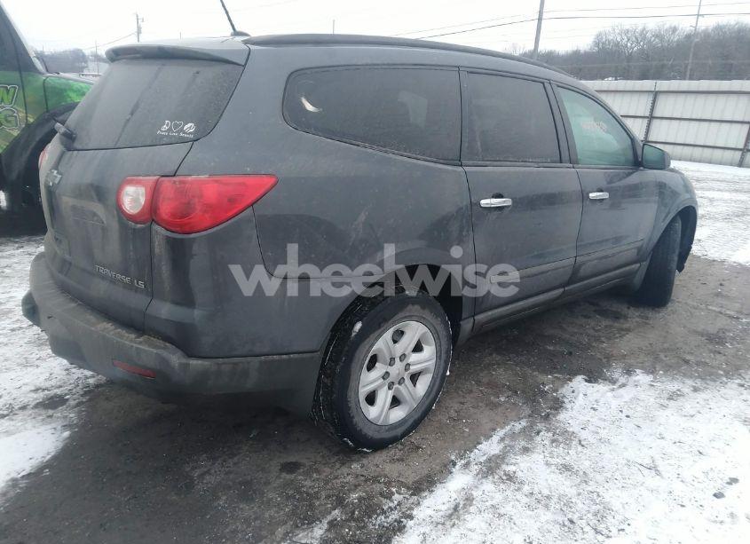 Photo 4 of 2012 Chevrolet Traverse LS (VIN 1GNKREED6CJ417586)