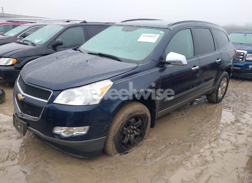 Photo 2 of 2012 Chevrolet Traverse LS (VIN 1GNKREED7CJ175651)