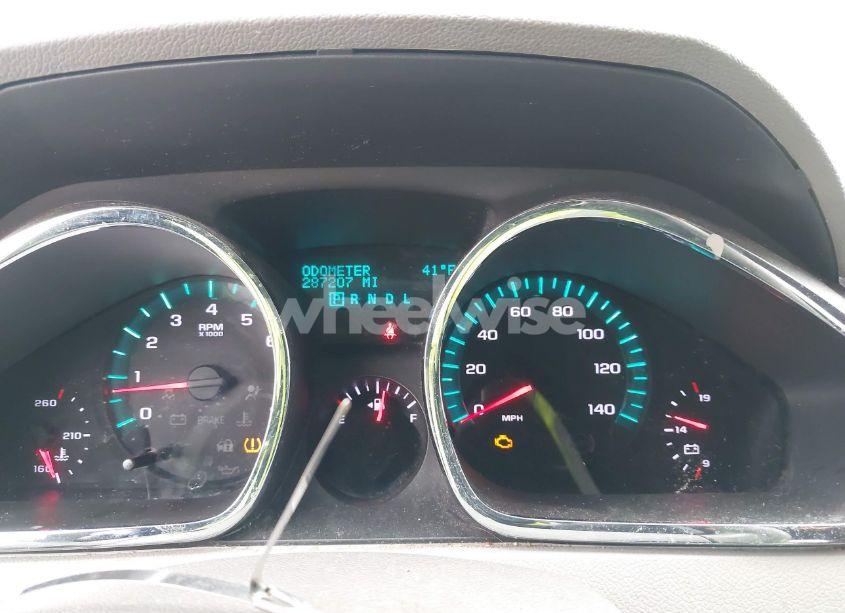 Photo 7 of 2012 Chevrolet Traverse LS (VIN 1GNKREED7CJ175651)