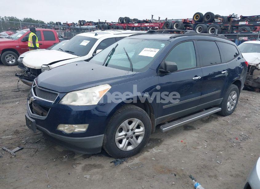 Photo 2 of 2012 Chevrolet Traverse LS (VIN 1GNKREED7CJ347581)