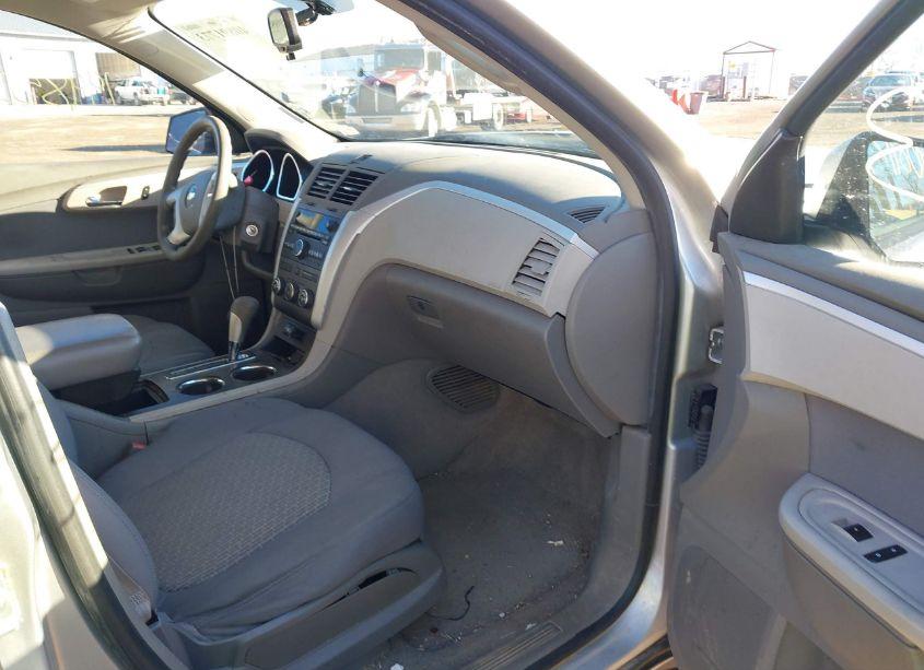 Photo 5 of 2012 Chevrolet Traverse LS (VIN 1GNKREED9CJ364656)