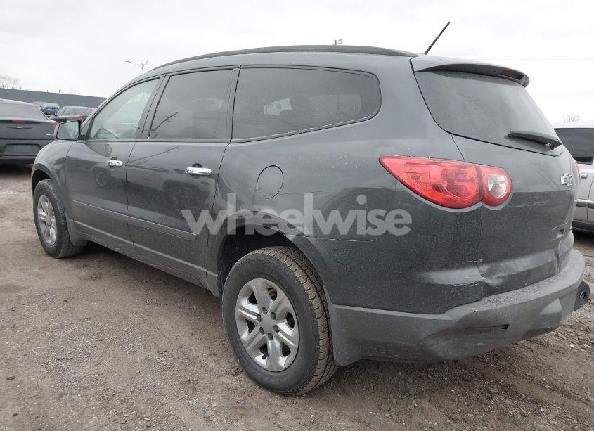 Photo 3 of 2012 Chevrolet Traverse LS (VIN 1GNKREED9CJ405030)
