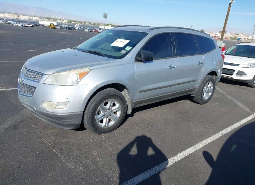 Photo 2 of 2012 Chevrolet Traverse LS (VIN 1GNKREEDXCJ170315)