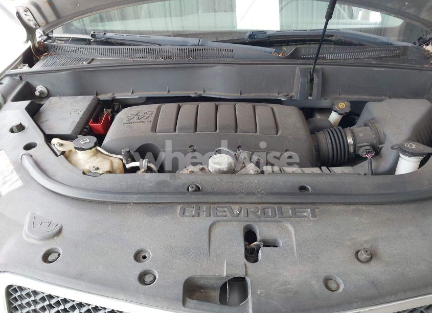 Photo 10 of 2011 Chevrolet Traverse LS (VIN 1GNKRFED0BJ324356)