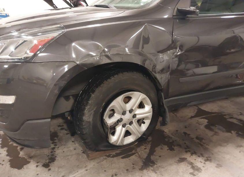 Photo 6 of 2015 Chevrolet Traverse LS (VIN 1GNKRFED0FJ322130)