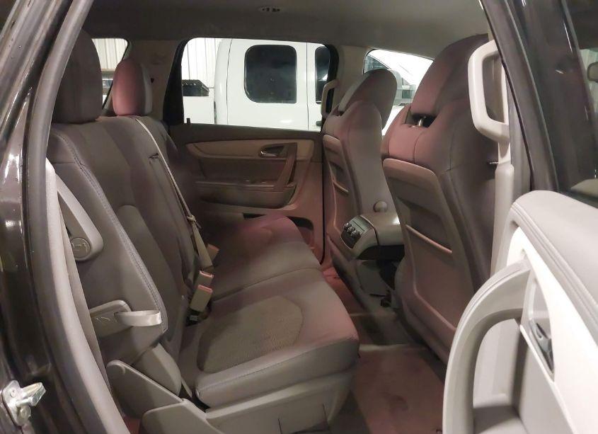 Photo 8 of 2015 Chevrolet Traverse LS (VIN 1GNKRFED0FJ322130)