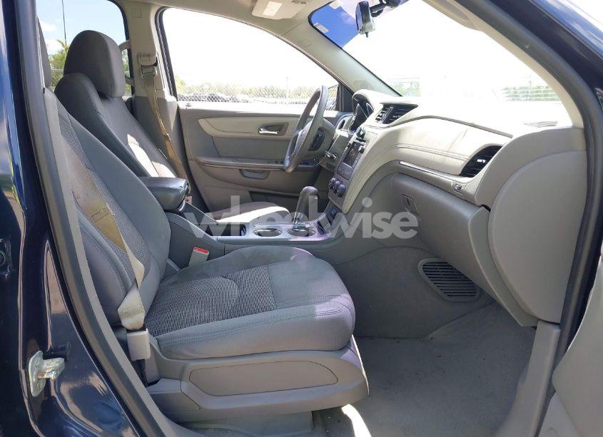 Photo 5 of 2017 Chevrolet Traverse LS (VIN 1GNKRFED0HJ187041)