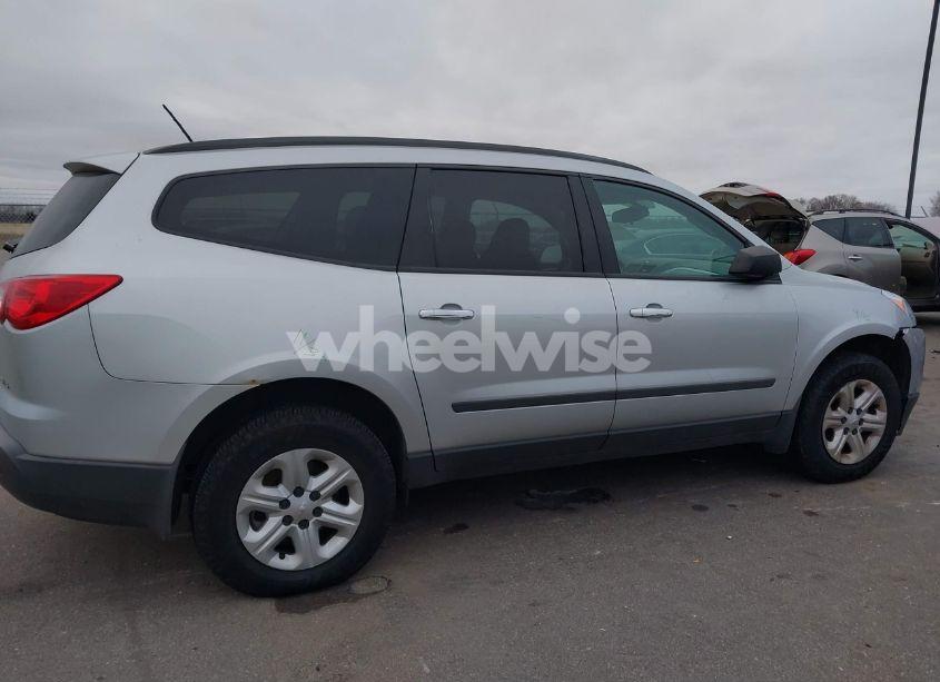 Photo 13 of 2012 Chevrolet Traverse LS (VIN 1GNKRFED1CJ183086)