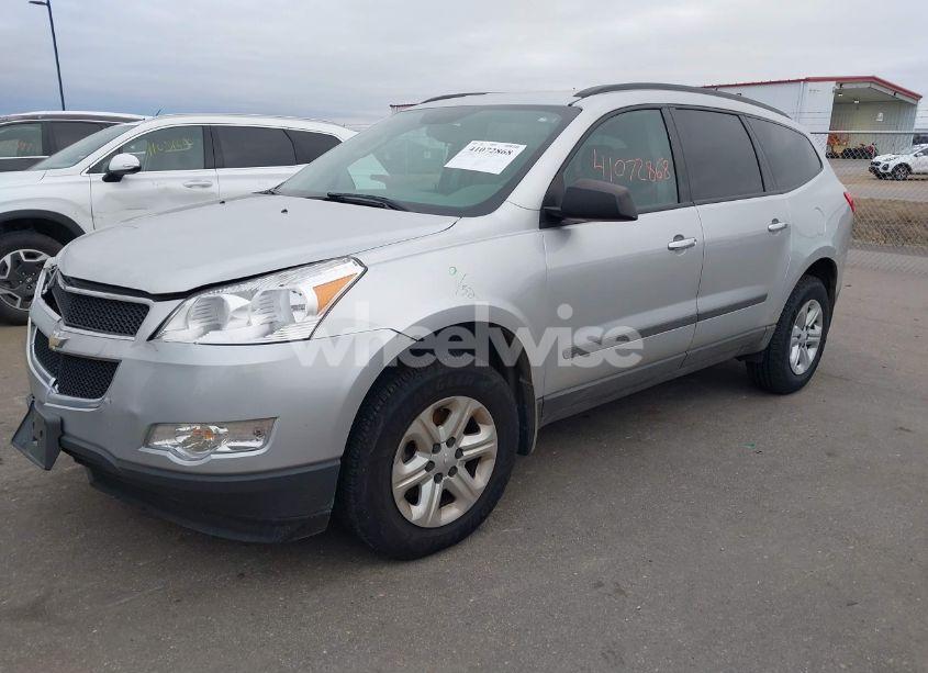 Photo 2 of 2012 Chevrolet Traverse LS (VIN 1GNKRFED1CJ183086)