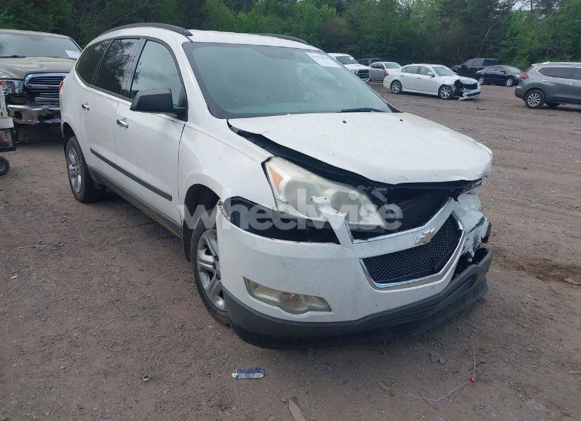 2012 Chevrolet Traverse LS (VIN 1GNKRFED1CJ389945) main photo