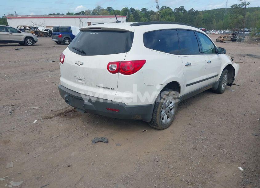 Photo 4 of 2012 Chevrolet Traverse LS (VIN 1GNKRFED1CJ389945)