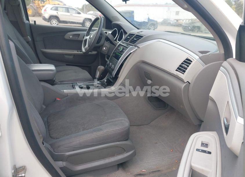 Photo 5 of 2012 Chevrolet Traverse LS (VIN 1GNKRFED1CJ389945)