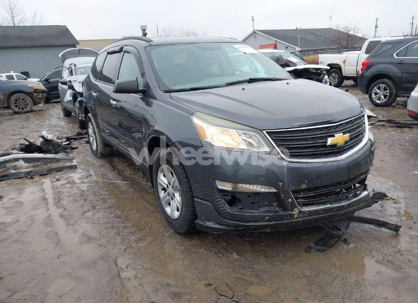 2014 Chevrolet Traverse LS (VIN 1GNKRFED1EJ136613) main photo