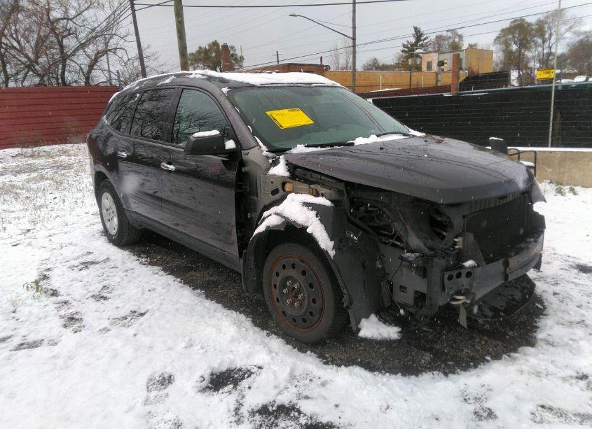2014 Chevrolet Traverse LS (VIN 1GNKRFED1EJ143237) main photo