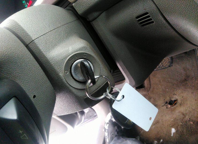 Photo 11 of 2014 Chevrolet Traverse LS (VIN 1GNKRFED1EJ143237)