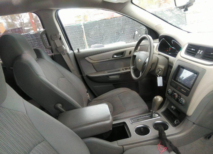 Photo 5 of 2014 Chevrolet Traverse LS (VIN 1GNKRFED1EJ143237)