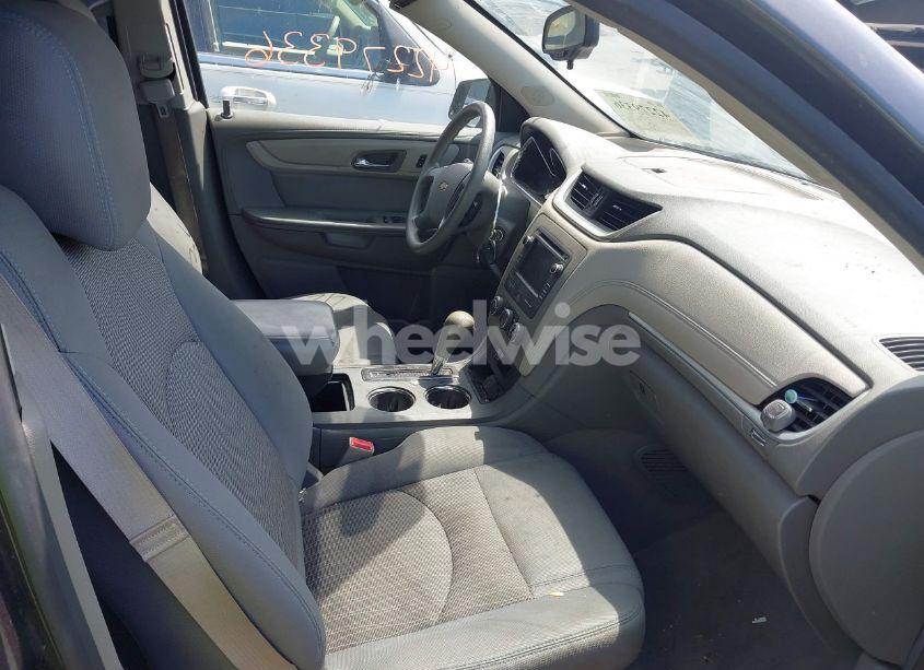 Photo 5 of 2015 Chevrolet Traverse LS (VIN 1GNKRFED1FJ152781)