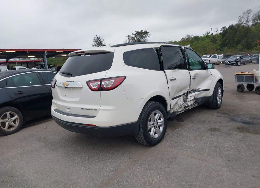 Photo 4 of 2015 Chevrolet Traverse LS (VIN 1GNKRFED1FJ255991)