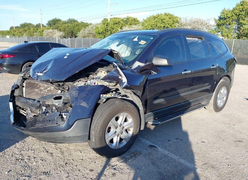 Photo 2 of 2016 Chevrolet Traverse LS (VIN 1GNKRFED1GJ151910)