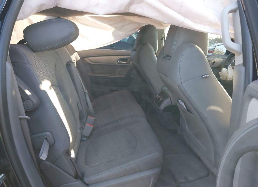 Photo 8 of 2016 Chevrolet Traverse LS (VIN 1GNKRFED1GJ151910)