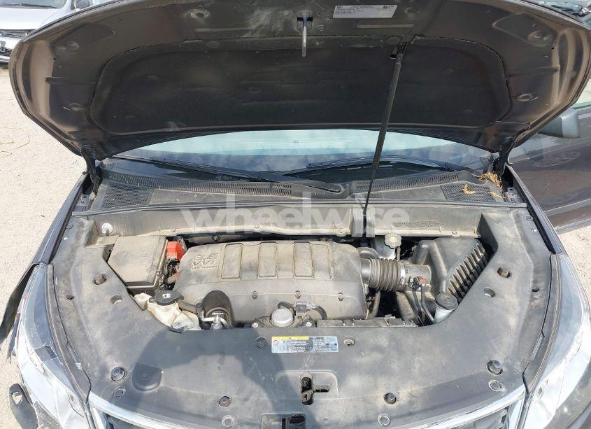 Photo 10 of 2017 Chevrolet Traverse LS (VIN 1GNKRFED1HJ321202)