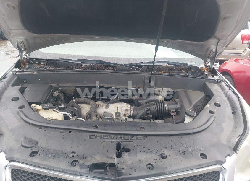 Photo 10 of 2011 Chevrolet Traverse LS (VIN 1GNKRFED2BJ116981)