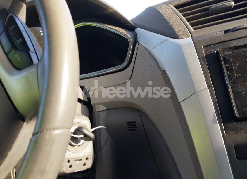 Photo 11 of 2011 Chevrolet Traverse LS (VIN 1GNKRFED2BJ116981)