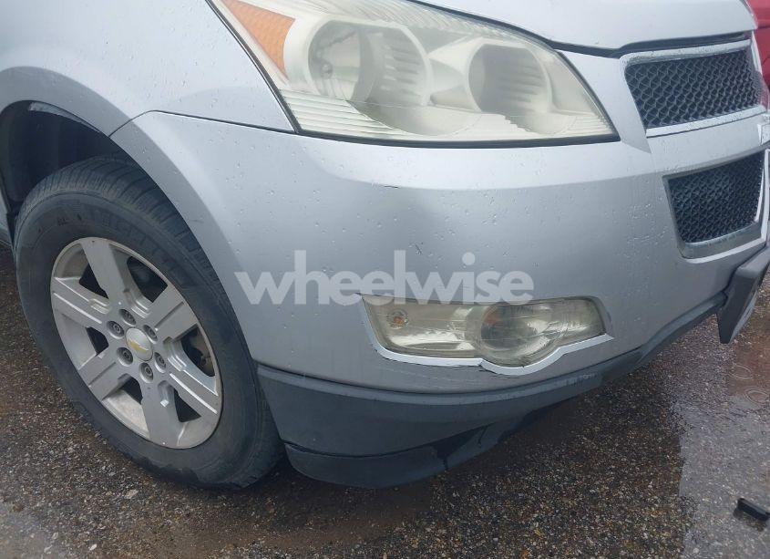 Photo 12 of 2011 Chevrolet Traverse LS (VIN 1GNKRFED2BJ116981)