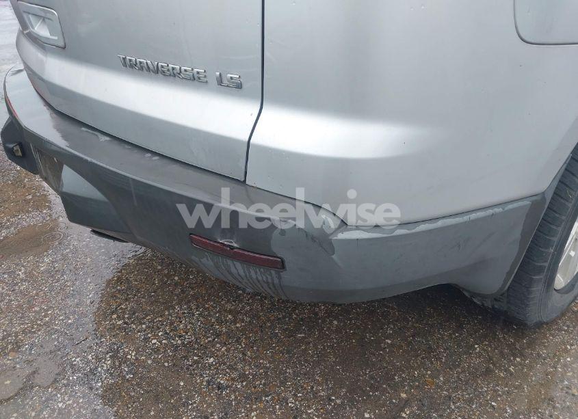 Photo 13 of 2011 Chevrolet Traverse LS (VIN 1GNKRFED2BJ116981)