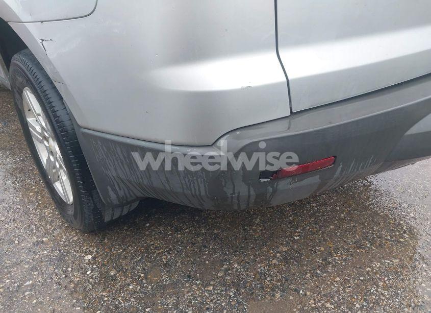 Photo 14 of 2011 Chevrolet Traverse LS (VIN 1GNKRFED2BJ116981)