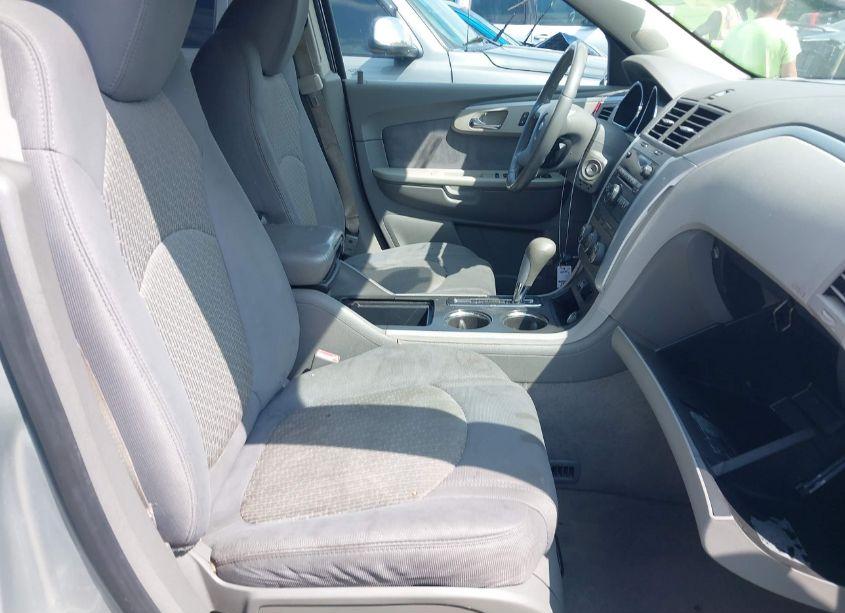 Photo 5 of 2012 Chevrolet Traverse LS (VIN 1GNKRFED2CJ300562)