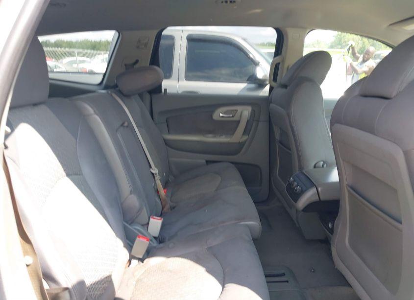 Photo 8 of 2012 Chevrolet Traverse LS (VIN 1GNKRFED2CJ300562)