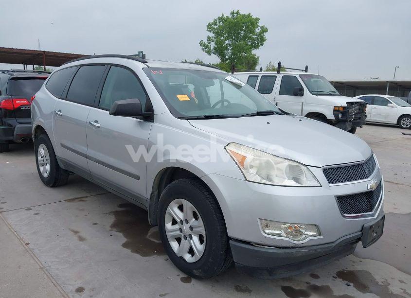 2012 Chevrolet Traverse LS (VIN 1GNKRFED2CJ354122) main photo