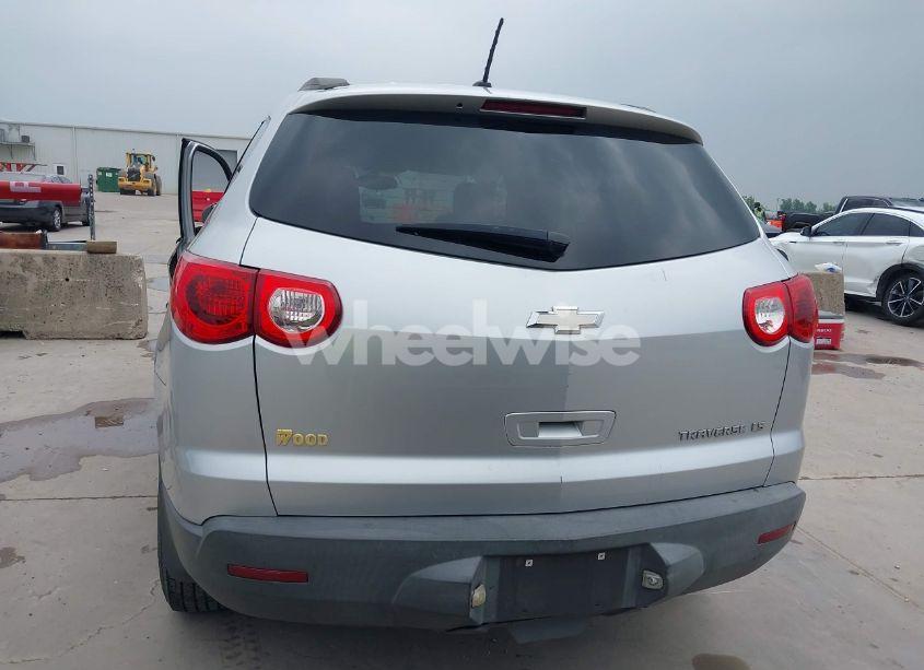 Photo 16 of 2012 Chevrolet Traverse LS (VIN 1GNKRFED2CJ354122)