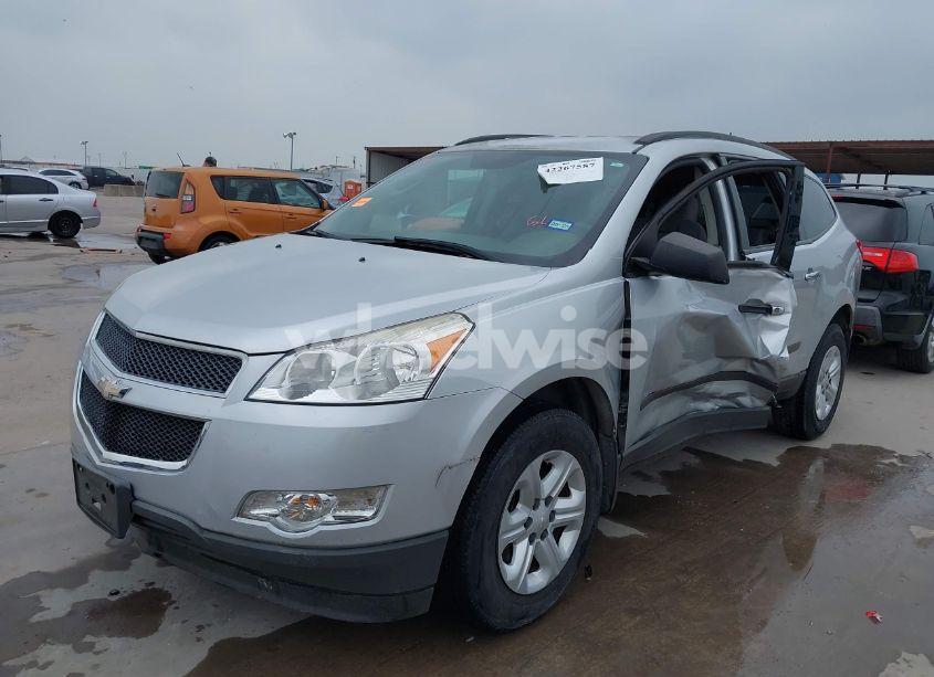 Photo 2 of 2012 Chevrolet Traverse LS (VIN 1GNKRFED2CJ354122)