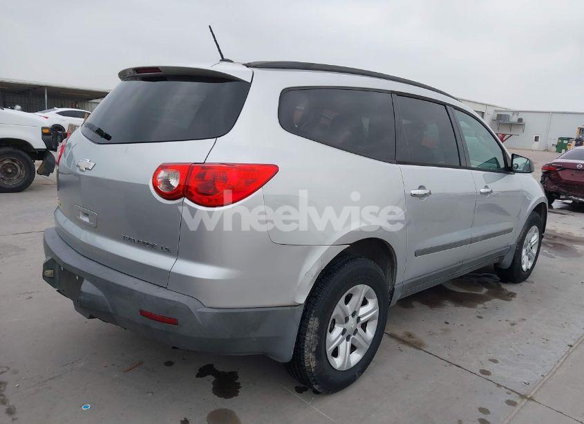 Photo 4 of 2012 Chevrolet Traverse LS (VIN 1GNKRFED2CJ354122)