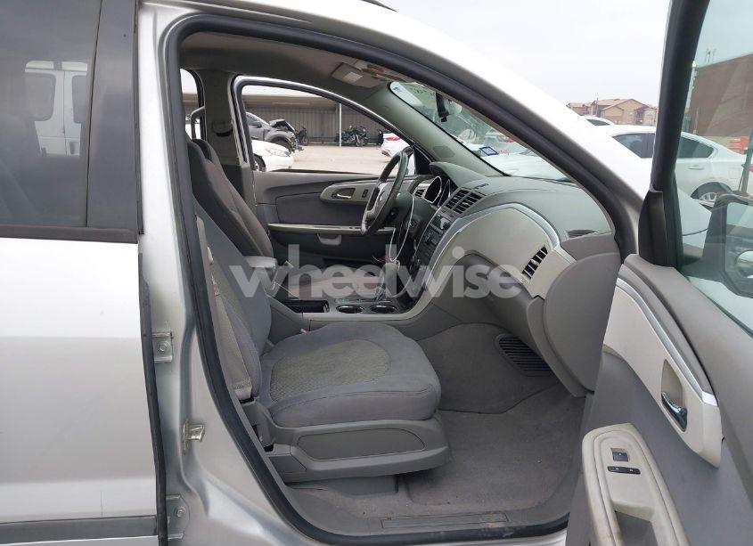 Photo 5 of 2012 Chevrolet Traverse LS (VIN 1GNKRFED2CJ354122)