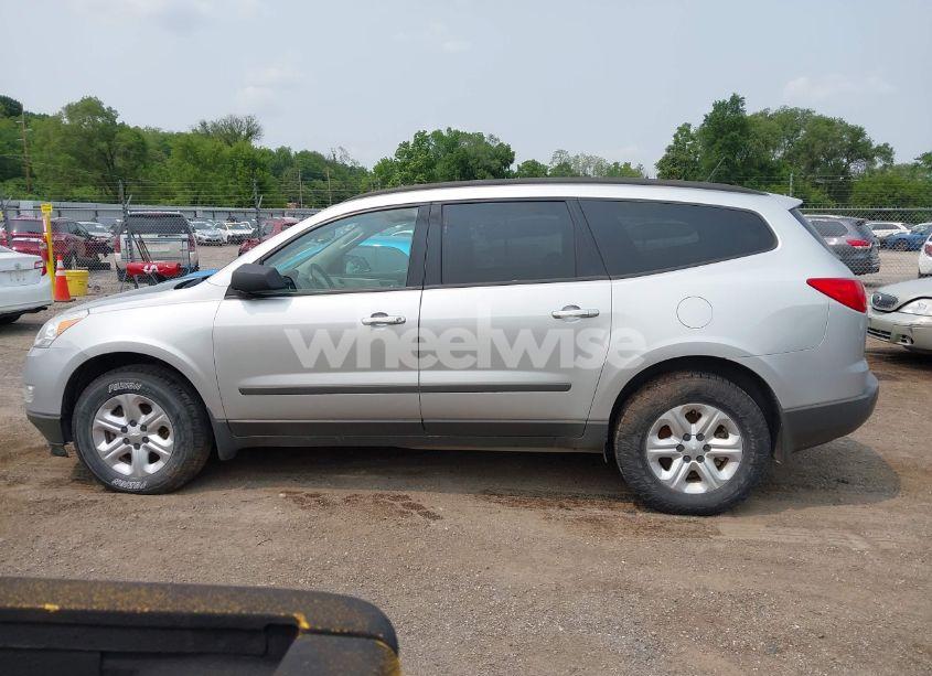 Photo 14 of 2012 Chevrolet Traverse LS (VIN 1GNKRFED2CJ403738)