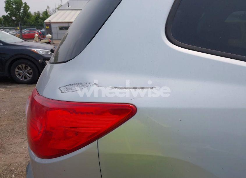 Photo 17 of 2012 Chevrolet Traverse LS (VIN 1GNKRFED2CJ403738)